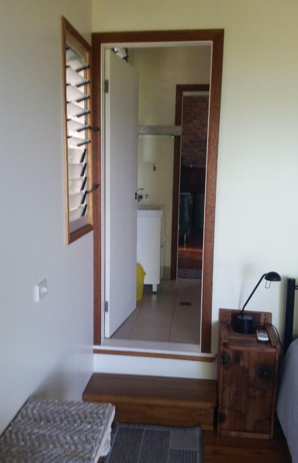 Benji'S By The Sea Apartamento Scotts Head Exterior foto